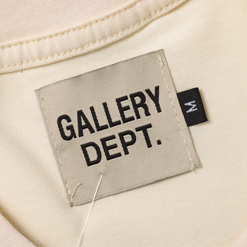 Camiseta Gallery Dept. Biege Logobrand